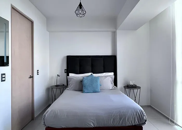 C205 - 1br - 1bth